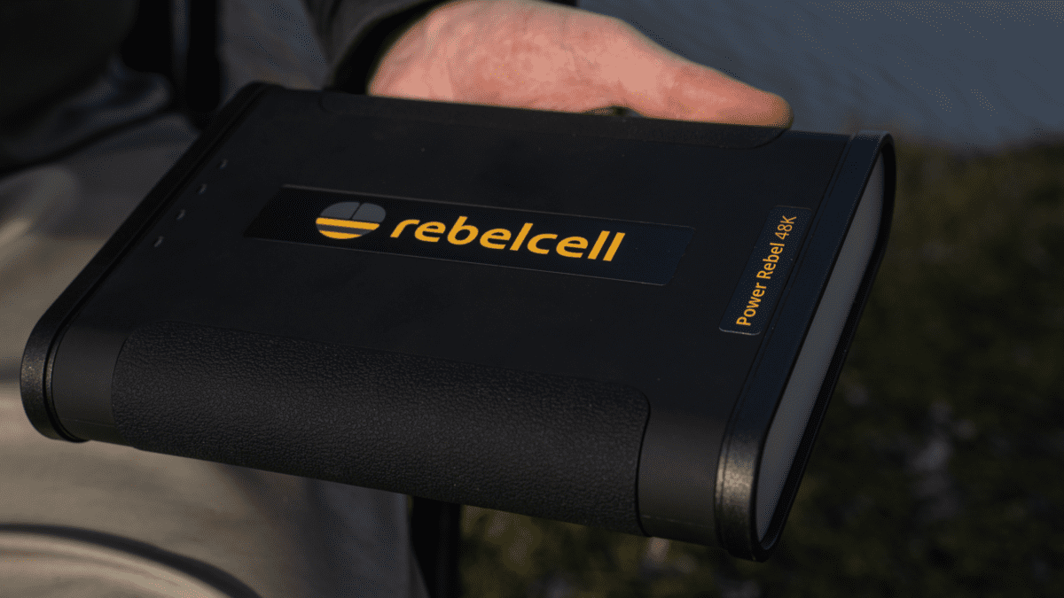 Rebelcell Powerbank Power Rebel 96000mAh für Tablet Smartphone Laptop Angeln